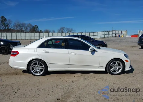 2013 Mercedes-Benz E 350 из США, поврежденный, VIN WDDHF5KB9DA696828